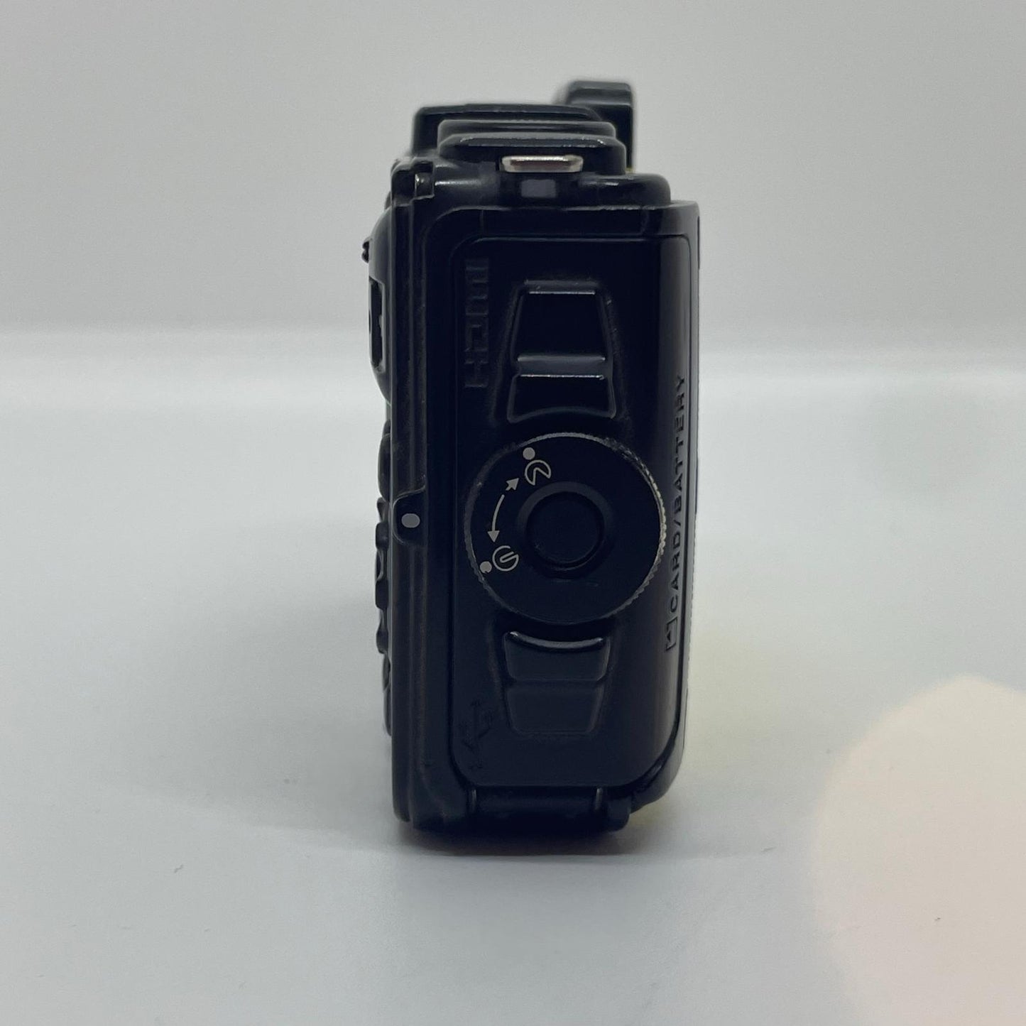 【全額返金保証】【最速発送】Nikon コンパクトデジタルカメラ COOLPIX AW130 イエロー 動作確認済