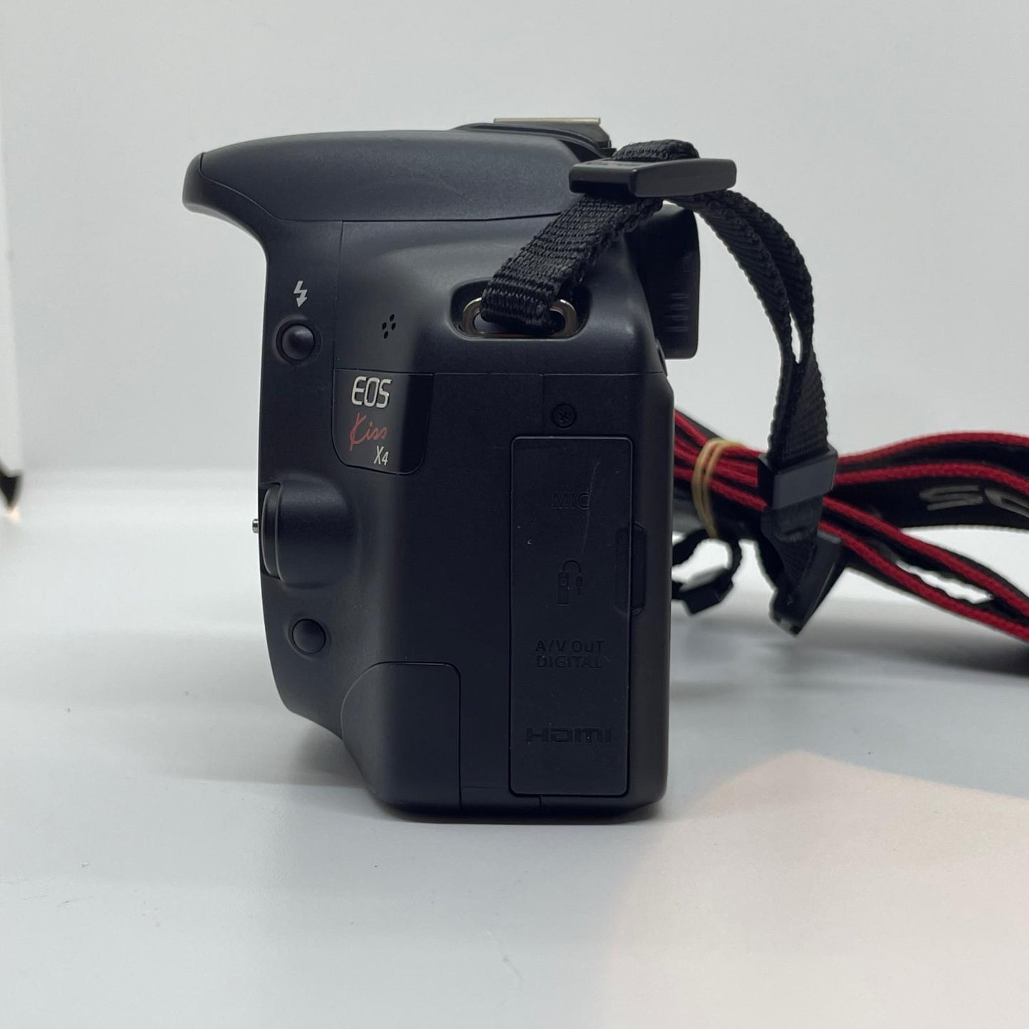 【最速発送】Canon デジタル一眼 Canon EOS Kiss X4 ダブルズームキット【難有】