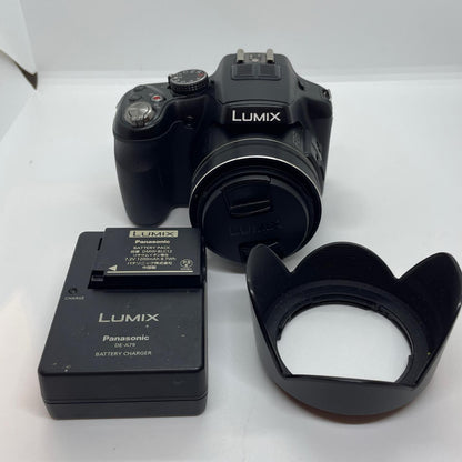 【全額返金保証】【最速発送】Panasonic コンパクトデジタルカメラ LUMIX DMC-FZ200 動作確認済