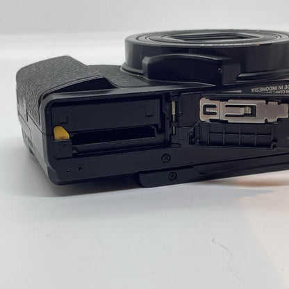 【全額返金保証】【最速発送】Nikon コンパクトデジタルカメラ COOLPIX A900 black 美品 動作確認済