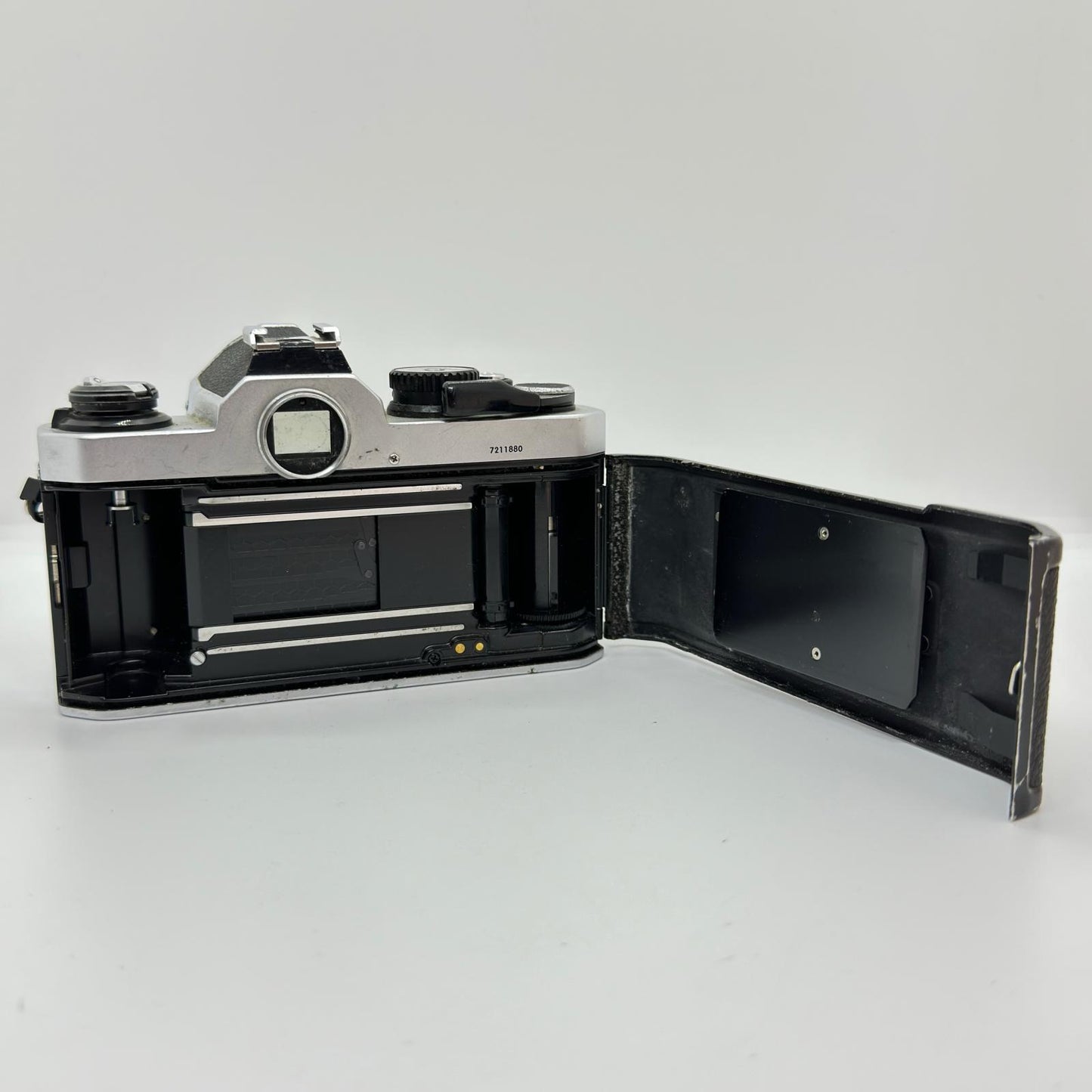 【最速発送】Nikon FM2 ボディ [シルバー]【難有】
