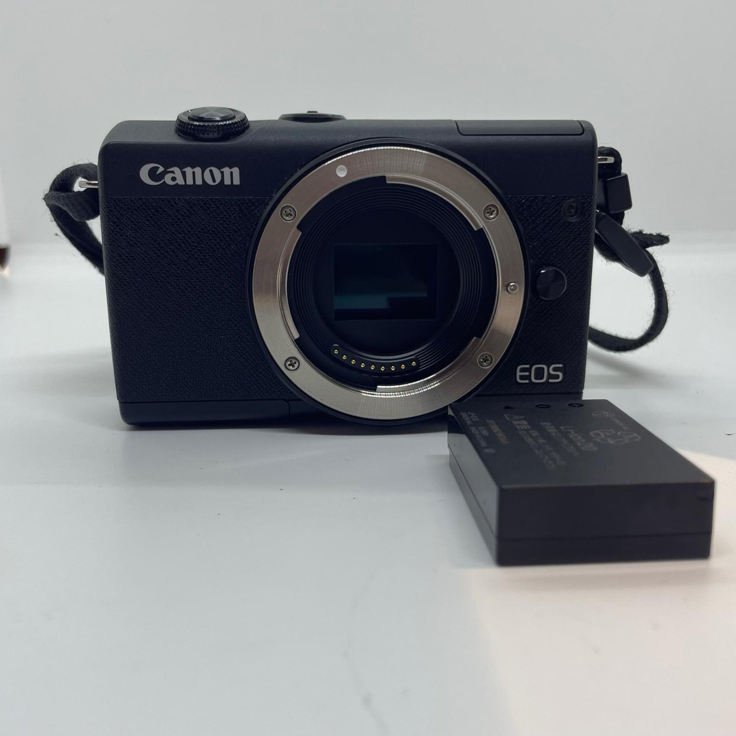 【全額返金保証】【最速発送】Canon デジタル一眼 EOS M200 ボディ 美品 動作確認済