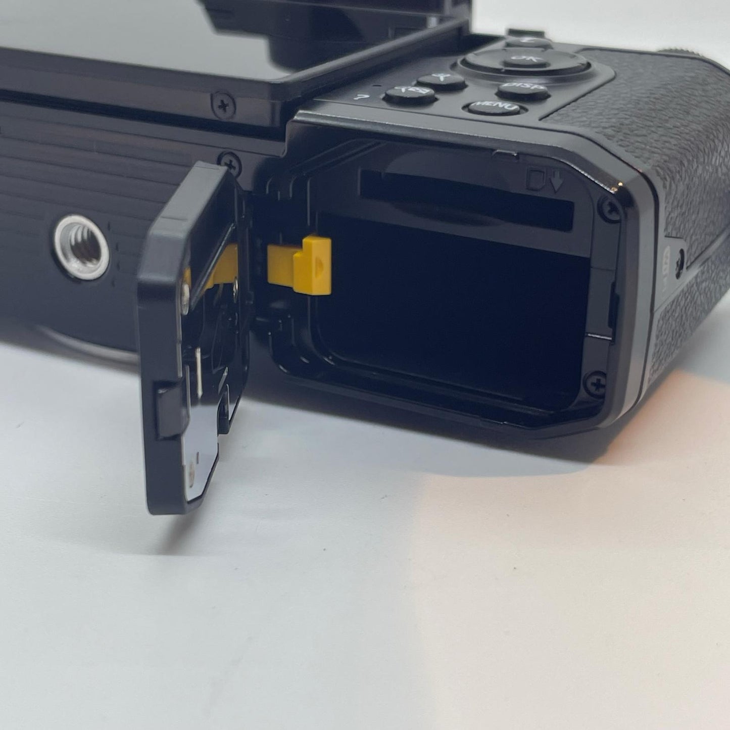 【全額返金保証】【最速発送】Nikon デジタル一眼 Z fc 16-50 VR レンズキット 美品 動作確認済