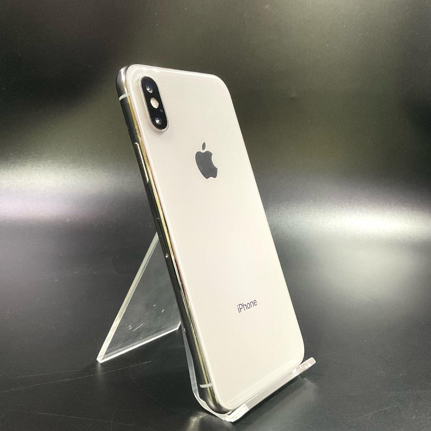 【全額返金保証】【最速発送】Apple iPhone iPhone X 64GB シルバー docomo 白ロム 動作確認済 83%