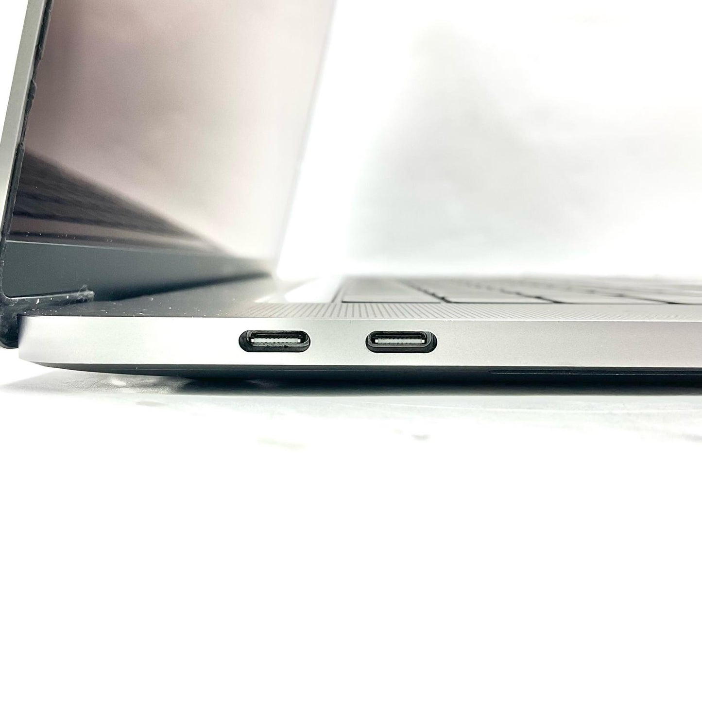 【最速発送】Apple MacBook Pro 15インチ 2018 2.9 GHz 6コア Intel Core i9 32GB 512GB スペースグレイ【難有】