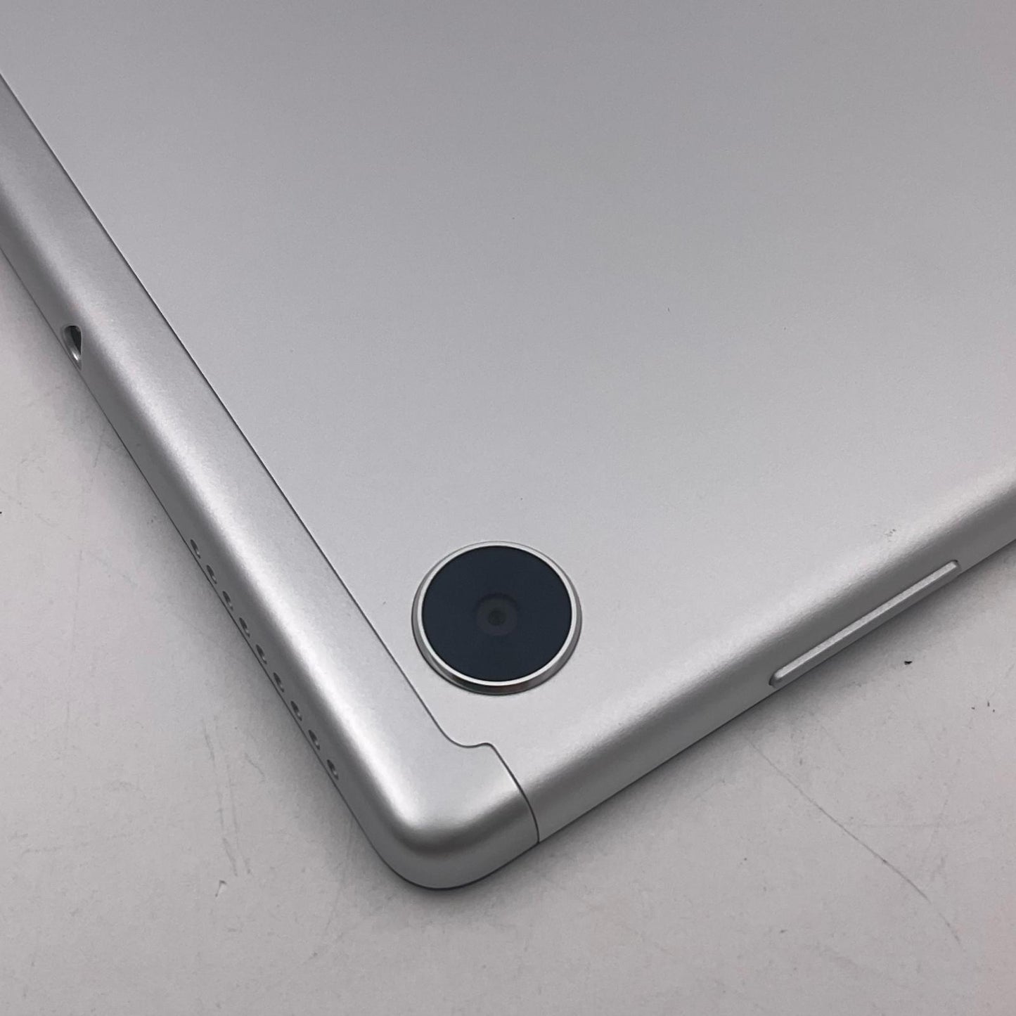 【全額返金保証】【最速発送】NEC LAVIE Tab E　10FHD2 10.3インチ 64GB 超美品 動作確認済