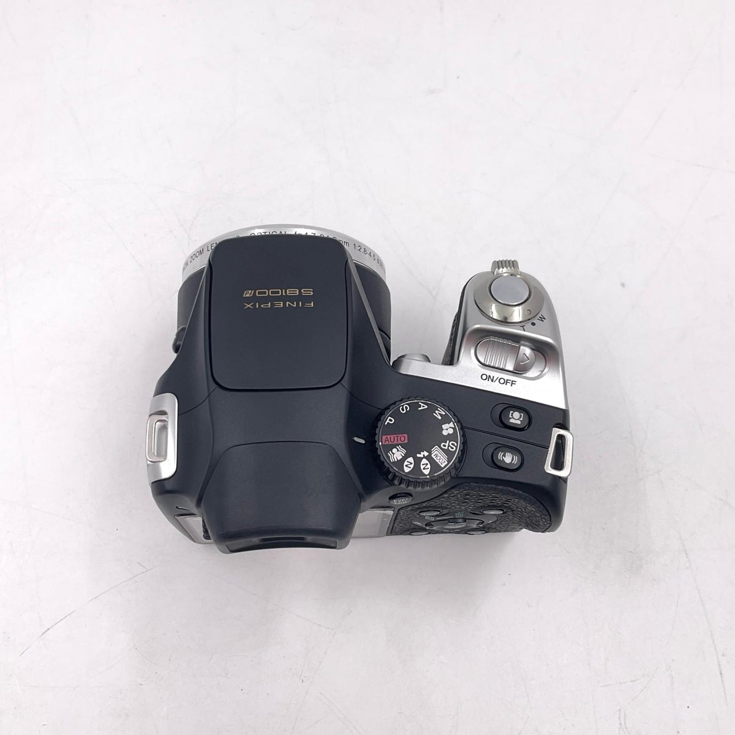 【全額返金保証】【最速発送】FUJIFILM コンパクトデジタルカメラ FinePix S8100fd 美品 動作確認済