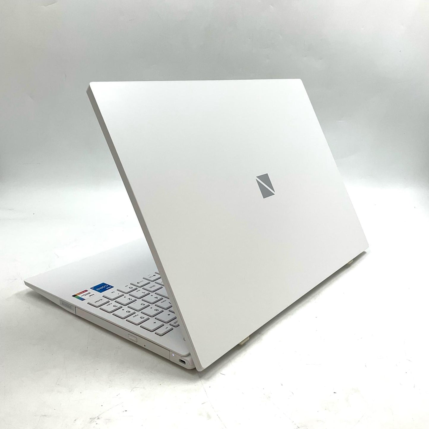 【全額返金保証】【最速発送】NEC LAVIE PC-N1555EAW-E3 i5-1135G7 8GB M.2 SSD 256GB 99.6% 美品 動作確認済