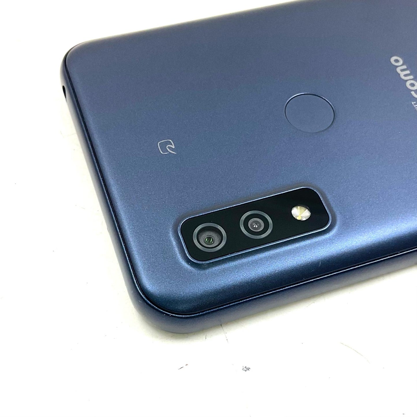 【全額返金保証】【最速発送】富士通 arrows We 64GB ネイビー docomo F-51B 白ロム 超美品 動作確認済