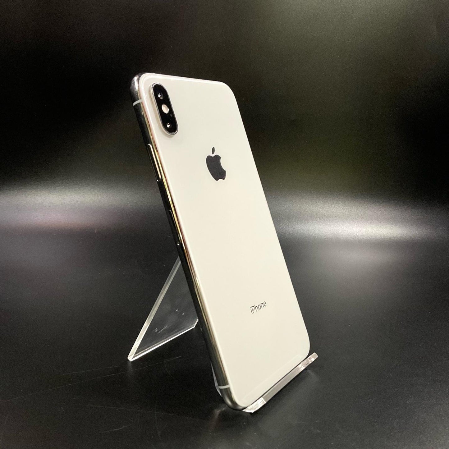 【全額返金保証】【最速発送】Apple iPhone iPhone XS Max 256GB ホワイトチタニウム docomo 白ロム 動作確認済 77%