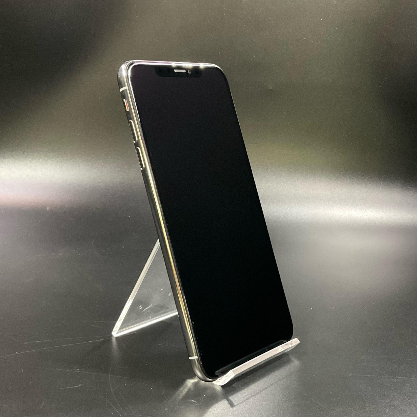 【全額返金保証】【最速発送】Apple iPhone iPhone XS Max 256GB ホワイトチタニウム docomo 白ロム 動作確認済 77%
