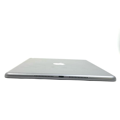 【全額返金保証】【最速発送】Apple iPad iPad 10.2インチ 第9世代 64GB スペースグレイ Wi-Fi 美品 動作確認済