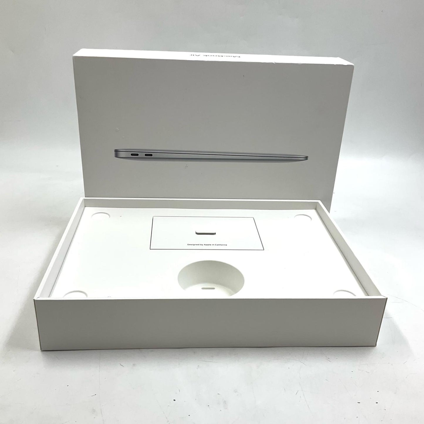 【最速発送】Apple MacBook Air 13インチ 2018 1.6 GHz デュアルコア Intel Core i5 8GB 128GB シルバー【難有】