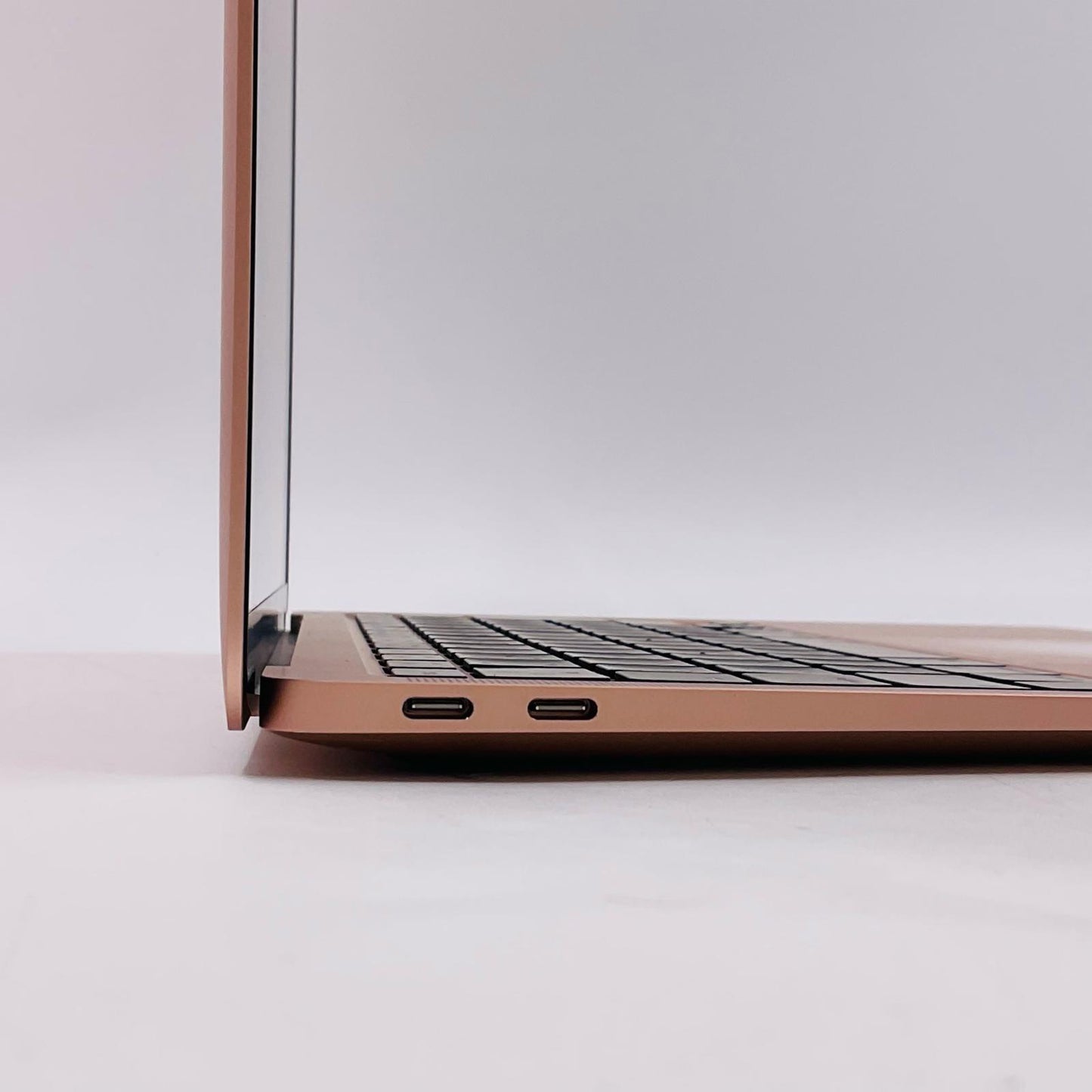 【全額返金保証】【最速発送】Apple MacBook Air 13インチ 2020 Apple M1 8GB 512GB ゴールド 99% 美品 動作確認済