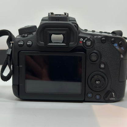 【全額返金保証】【最速発送】Canon デジタル一眼 EOS 90D ブラック 動作確認済