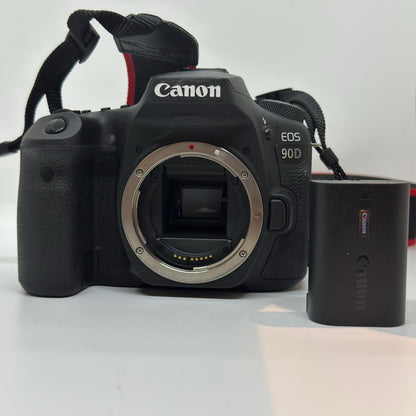 【全額返金保証】【最速発送】Canon デジタル一眼 EOS 90D ブラック 動作確認済