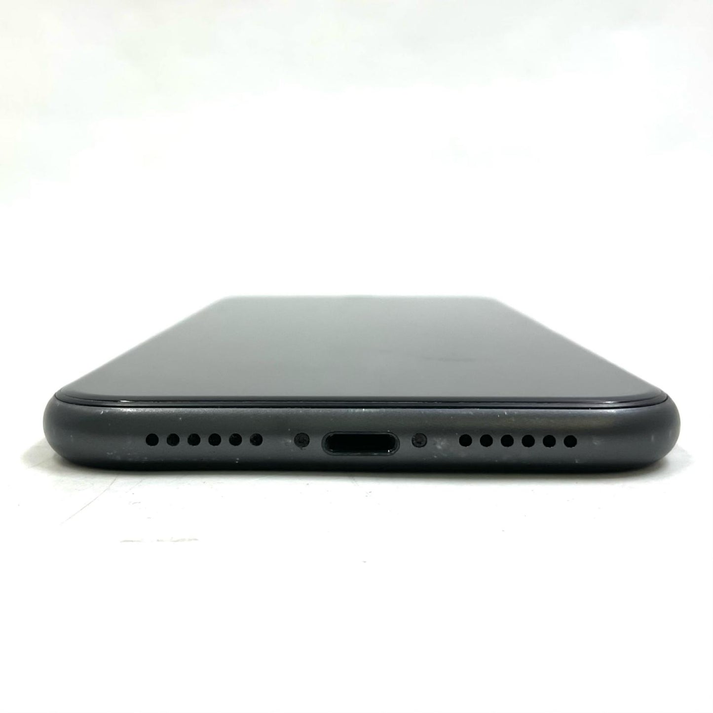 【全額返金保証】【最速発送】Apple iPhone iPhone 11 64GB ブラック SIMフリー 白ロム 動作確認済 82%