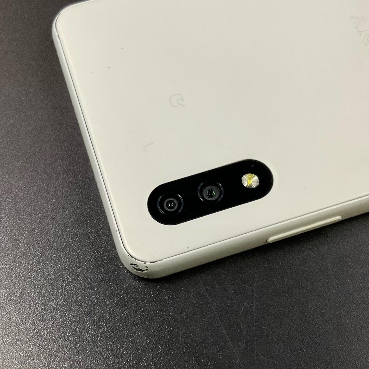 【全額返金保証】【最速発送】Sony Xperia Ace II 64GB ホワイト docomo SO-41B 白ロム 動作確認済