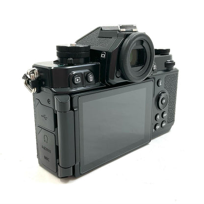 【全額返金保証】【最速発送】Nikon デジタル一眼 Z f ボディ ブラック 美品 動作確認済
