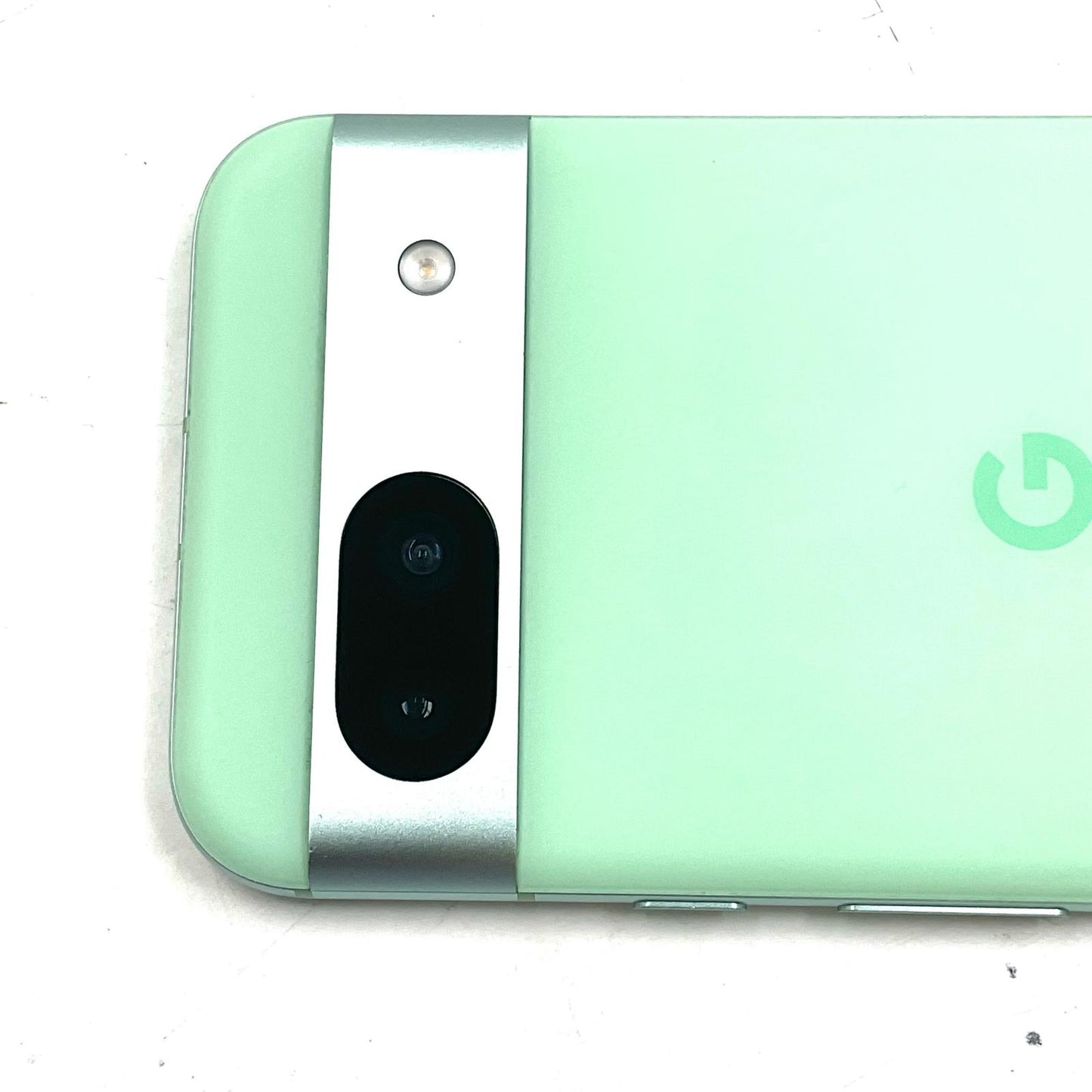 【最速発送】Google Pixel 8a 128GB アロエ docomo SIMフリー Pixel 8a 白ロム【難有】