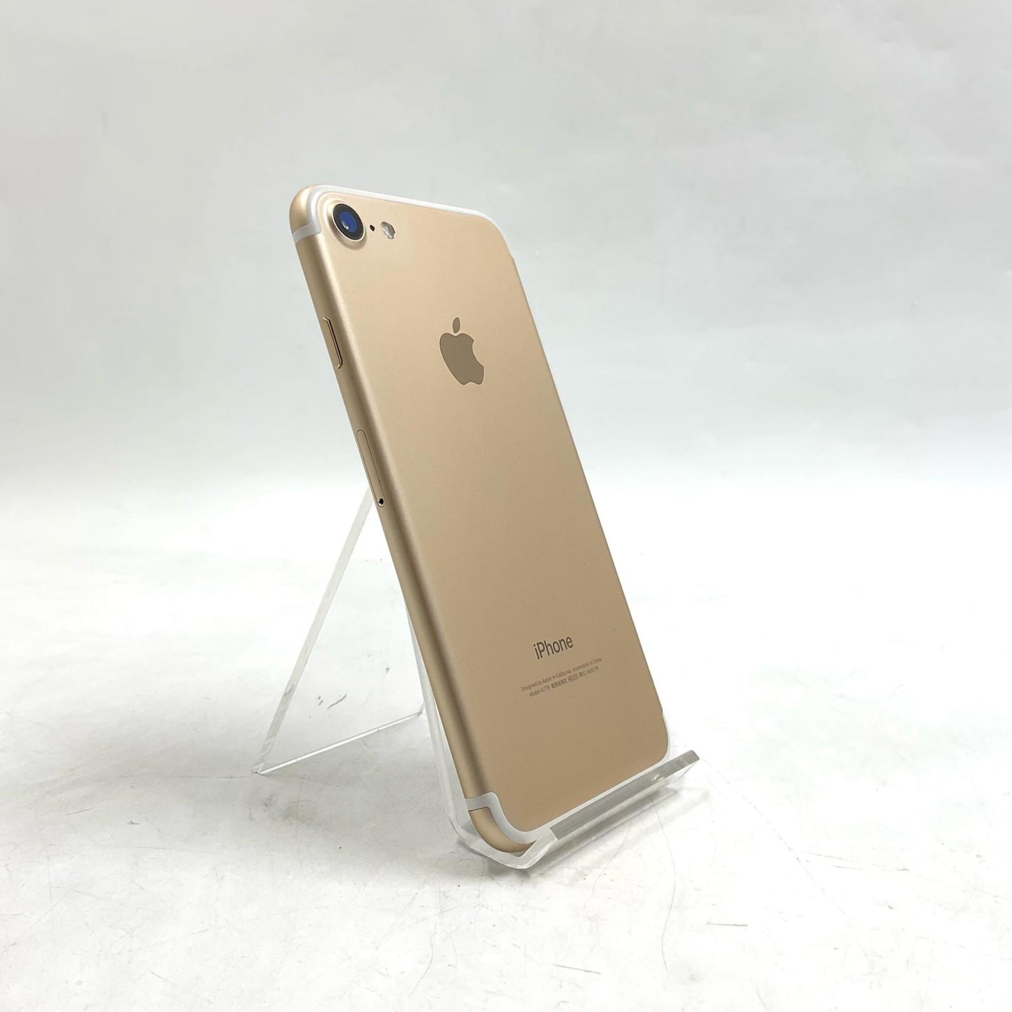 【全額返金保証】【最速発送】Apple iPhone iPhone 7 128GB ゴールド au 白ロム 動作確認済 73%