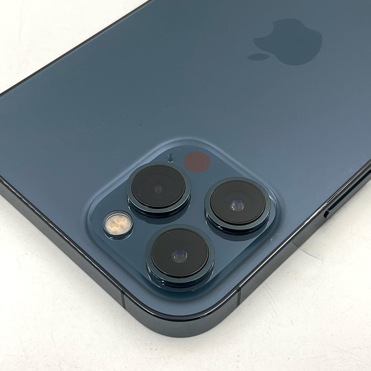 【全額返金保証】【最速発送】Apple iPhone iPhone 12 Pro Max 128GB パシフィックブルー au SIMフリー 白ロム 動作確認済 76%
