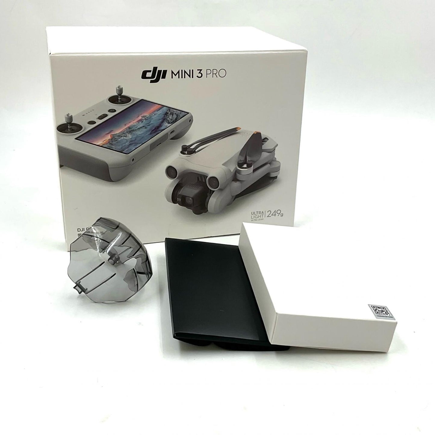 【全額返金保証】【最速発送】DJI Mini 3 (DJI RC付属) 美品 動作確認済