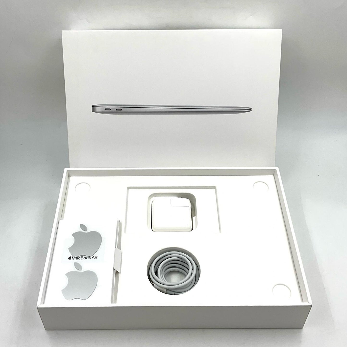 【全額返金保証】【最速発送】Apple MacBook Air 13.3インチ 2020 M1 8コア 8GB 512GB シルバー 90% 美品 動作確認済