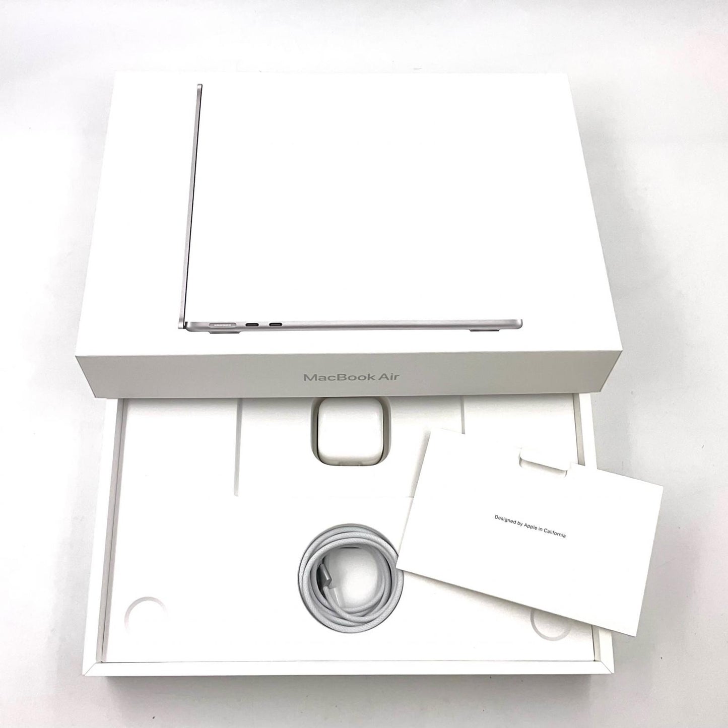 【全額返金保証】【最速発送】Apple MacBook Air 13.6インチ 2026 Apple M5 16GB 512GB シルバー 100% 美品 動作確認済