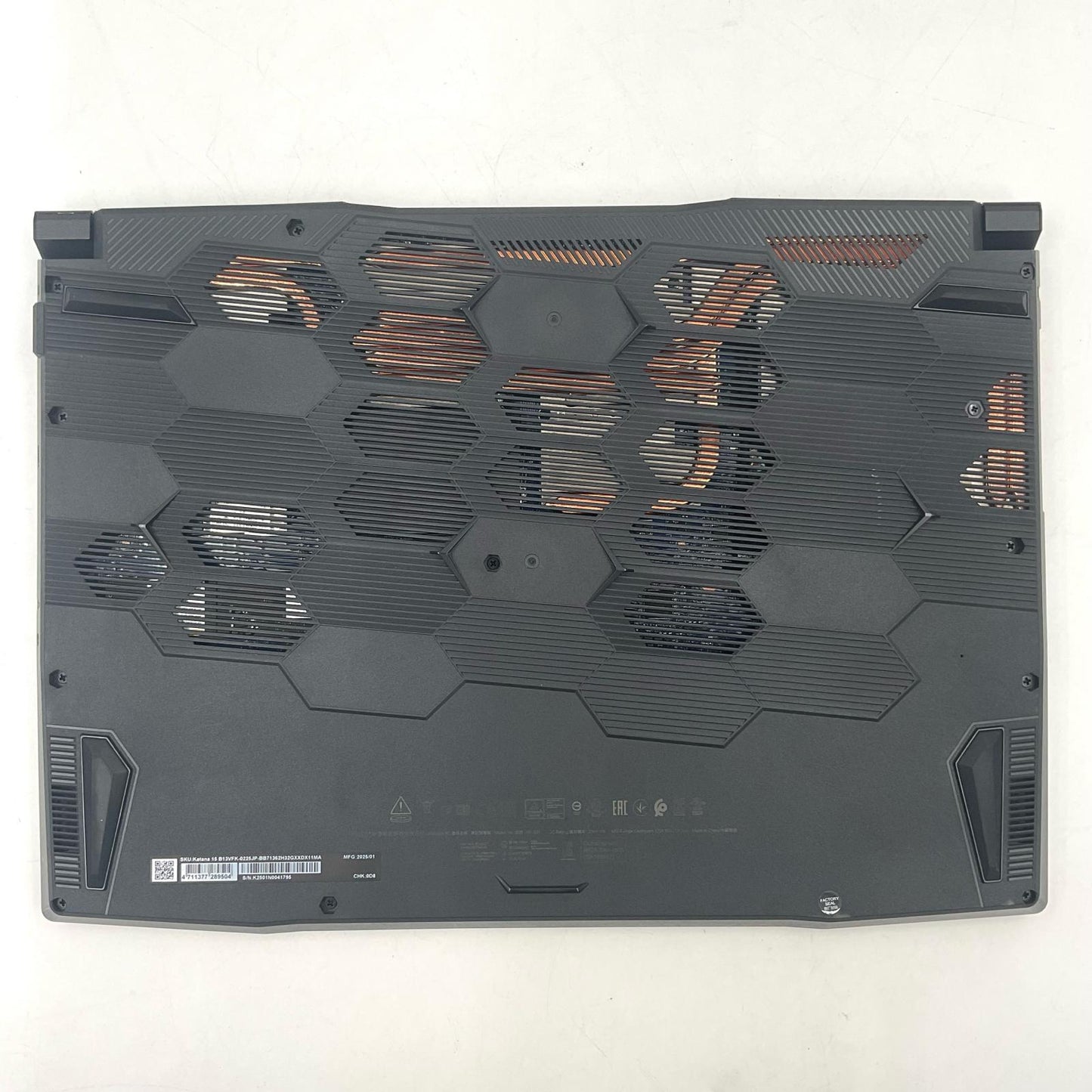 【全額返金保証】【最速発送】MSI ゲーミングノートパソコン Katana-15-B13VFK-0225JP intel Core i7-13620H 32GB M.2 SSD 512GB NVIDIA GeForce RTX 4060 Laptop 88% 美品 動作確認済