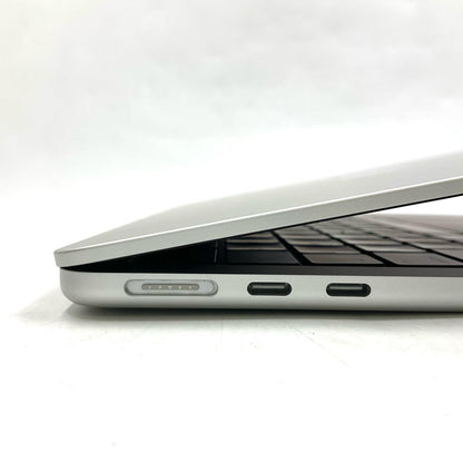 【全額返金保証】【最速発送】Apple MacBook Air 13.6インチ 2022 Apple M2 16GB 512GB シルバー 89% 美品 動作確認済