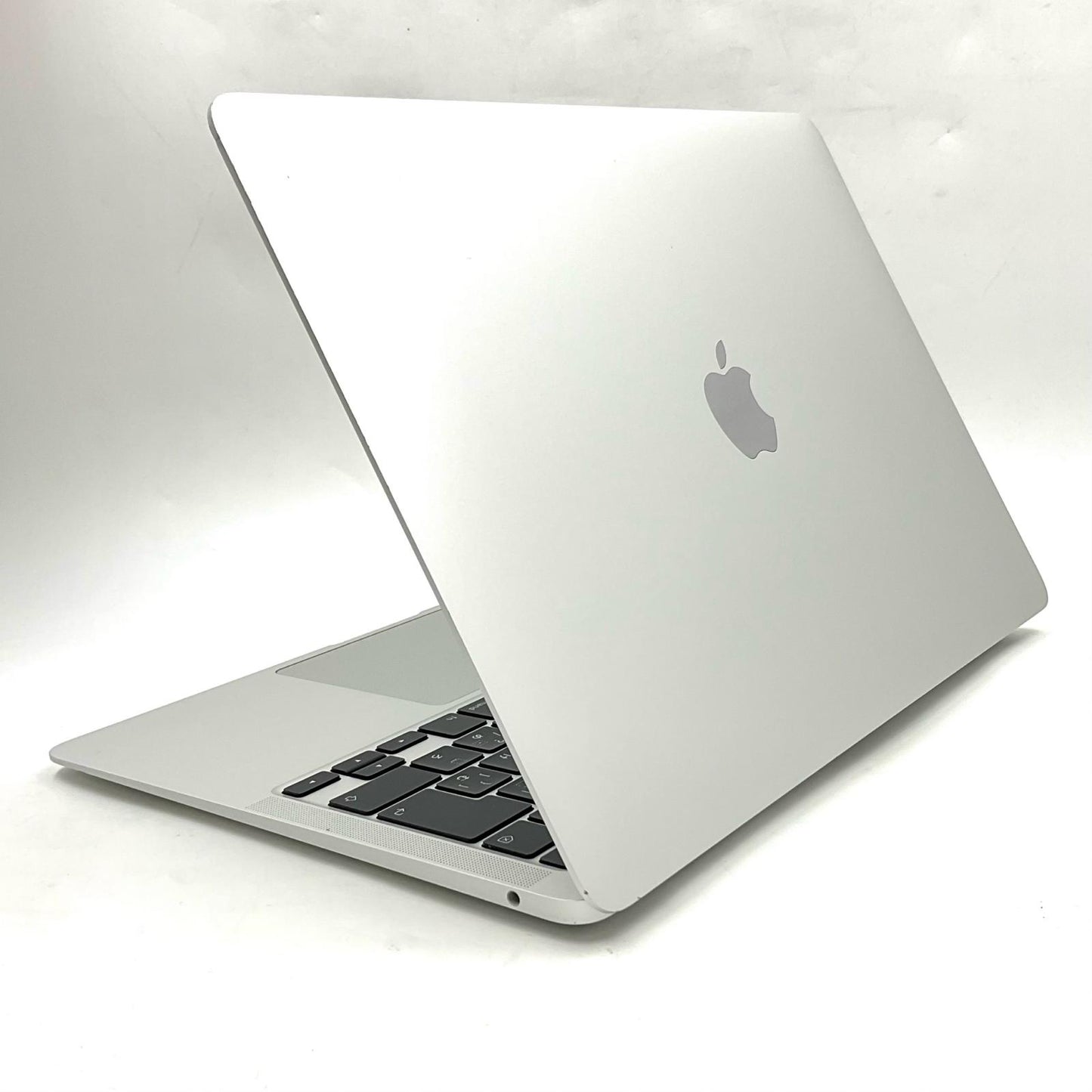 【全額返金保証】【最速発送】Apple MacBook Air 13.3インチ 2020 1.1GHz デュアルコア Intel Core i3 8GB 256GB シルバー 動作確認済