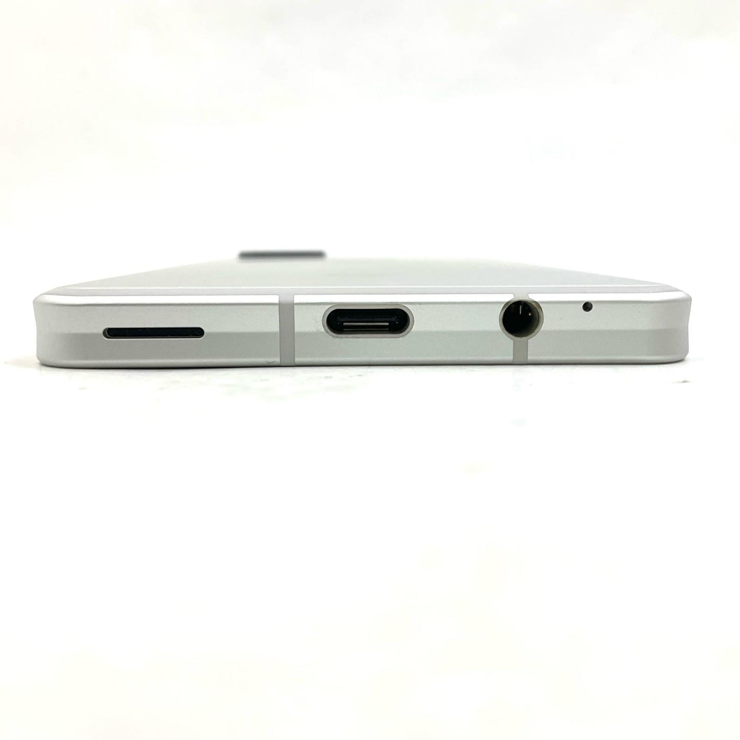 【全額返金保証】【最速発送】SHARP AQUOS sense6s 64GB Silver au SIMフリー SHG07 白ロム 動作確認済