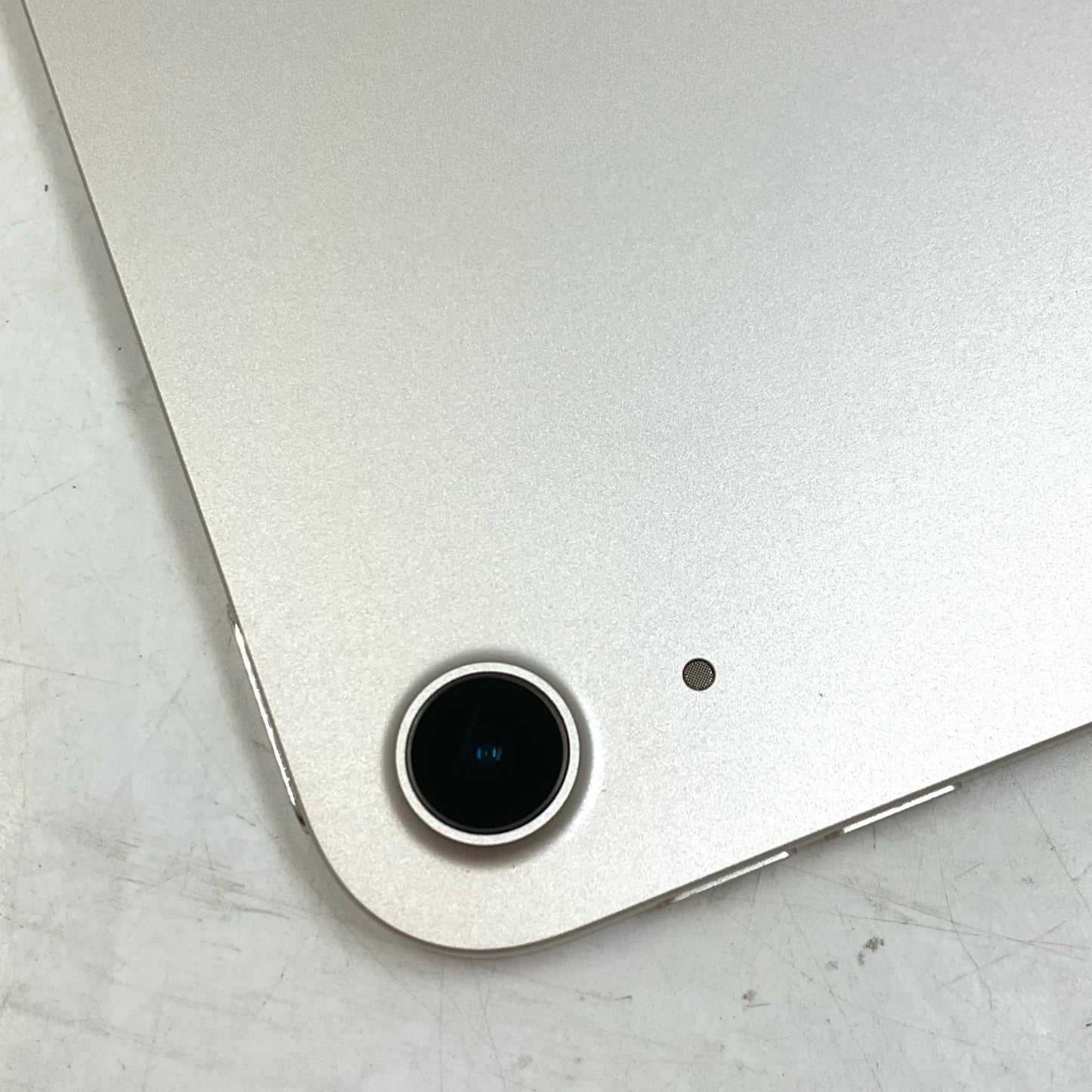 【全額返金保証】【最速発送】Apple iPad Air M3 13インチ 256GB スターライト Wi-Fi 超美品 動作確認済