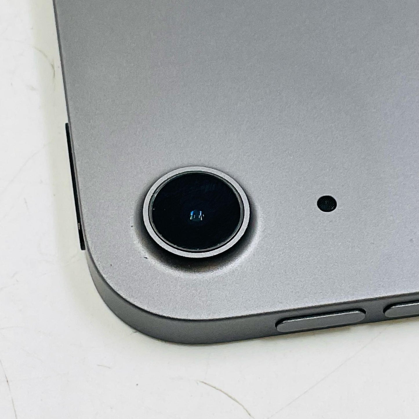 【全額返金保証】【最速発送】Apple iPad Air 10.9インチ 第5世代 256GB スペースグレイ Wi-Fi 美品 動作確認済