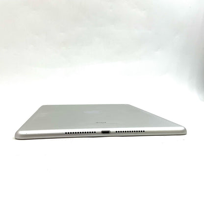 【全額返金保証】【最速発送】Apple iPad iPad 9.7インチ 第6世代 32GB シルバー Wi-Fi 動作確認済