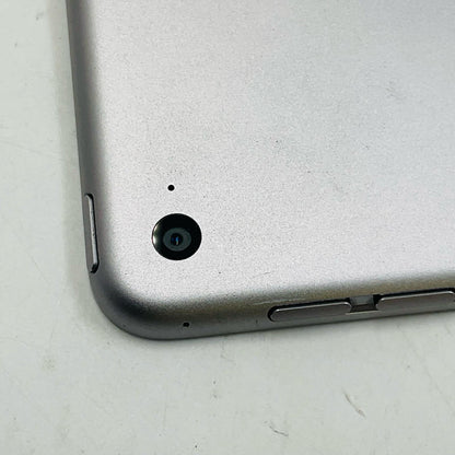 【全額返金保証】【最速発送】Apple iPad Air 9.7インチ 第2世代 16GB スペースグレイ Wi-Fi 美品 動作確認済