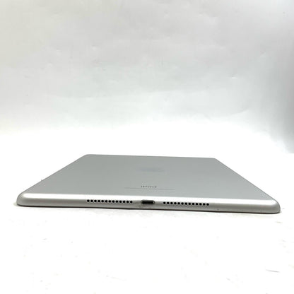 【全額返金保証】【最速発送】Apple iPad iPad 9.7インチ 第6世代 32GB シルバー Wi-Fi 美品 動作確認済