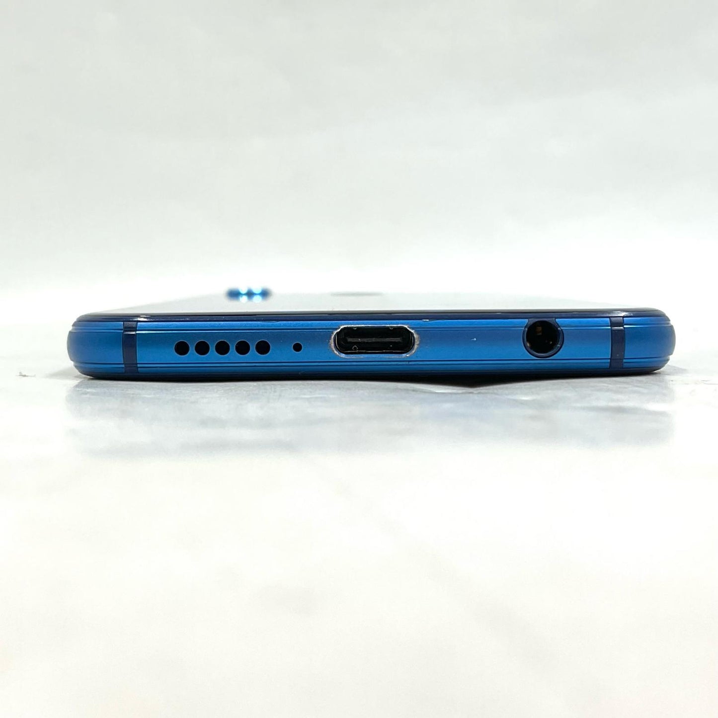 【全額返金保証】【最速発送】Huawei P 20 lite 32GB クラインブルー au ANE-LX2J 白ロム 美品 動作確認済