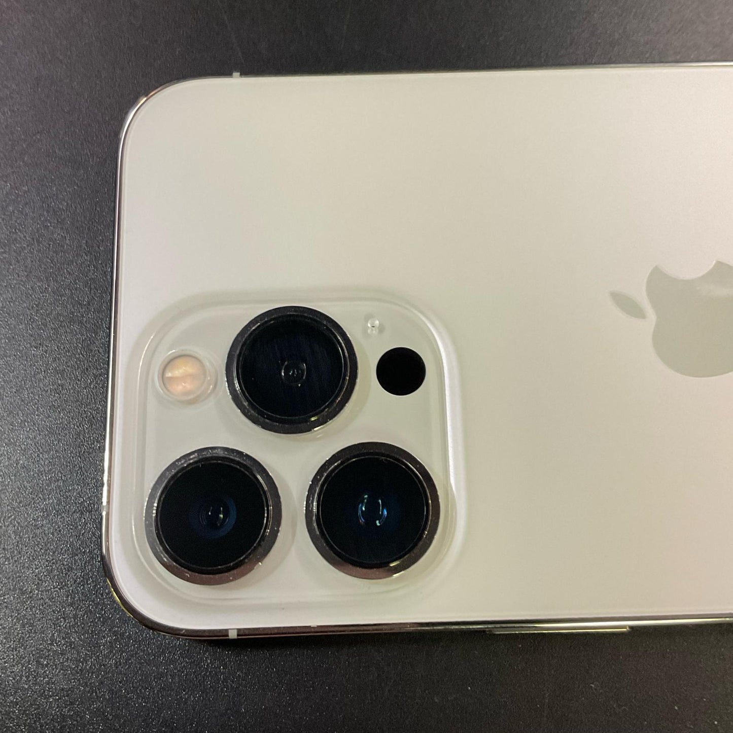 【全額返金保証】【最速発送】Apple iPhone iPhone Pro 13 256GB シルバー Softbank SIMフリー 動作確認済 74%