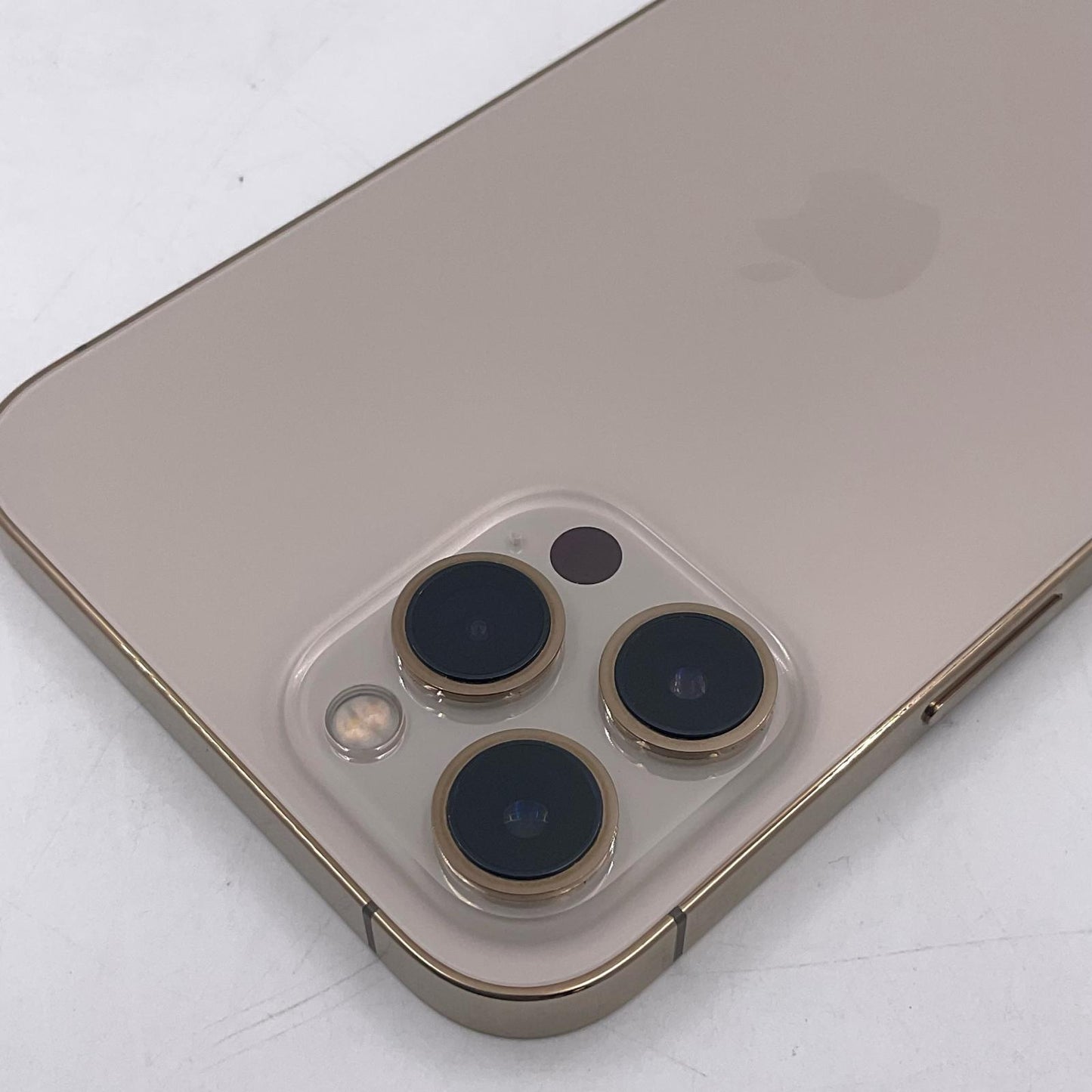 【全額返金保証】【最速発送】Apple iPhone iPhone 12 Pro Max 512GB ゴールド Softbank SIMフリー 白ロム 動作確認済 77%