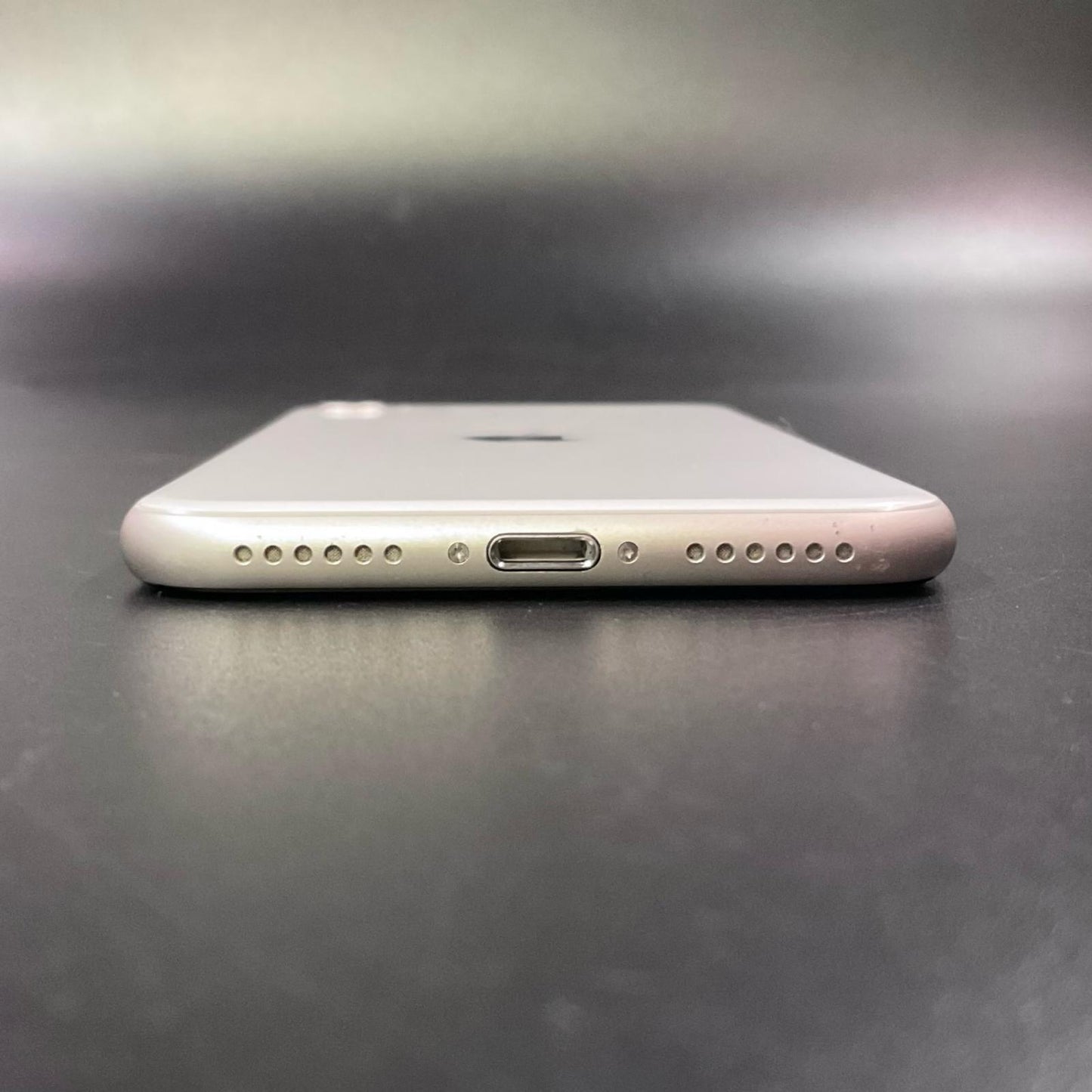 【最速発送】Apple iPhone iPhone SE (第3世代) 128GB Starlight au【難有】 76%