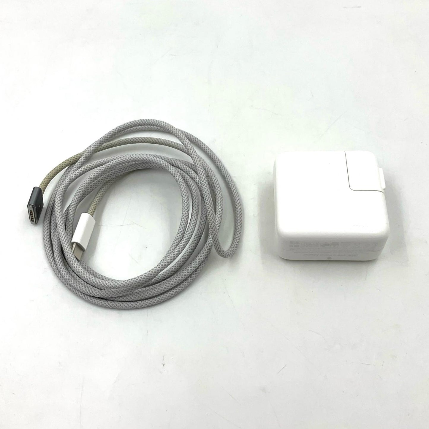 【全額返金保証】【最速発送】Apple MacBook Air 13インチ 2022 Apple M2 16GB 256GB 動作確認済
