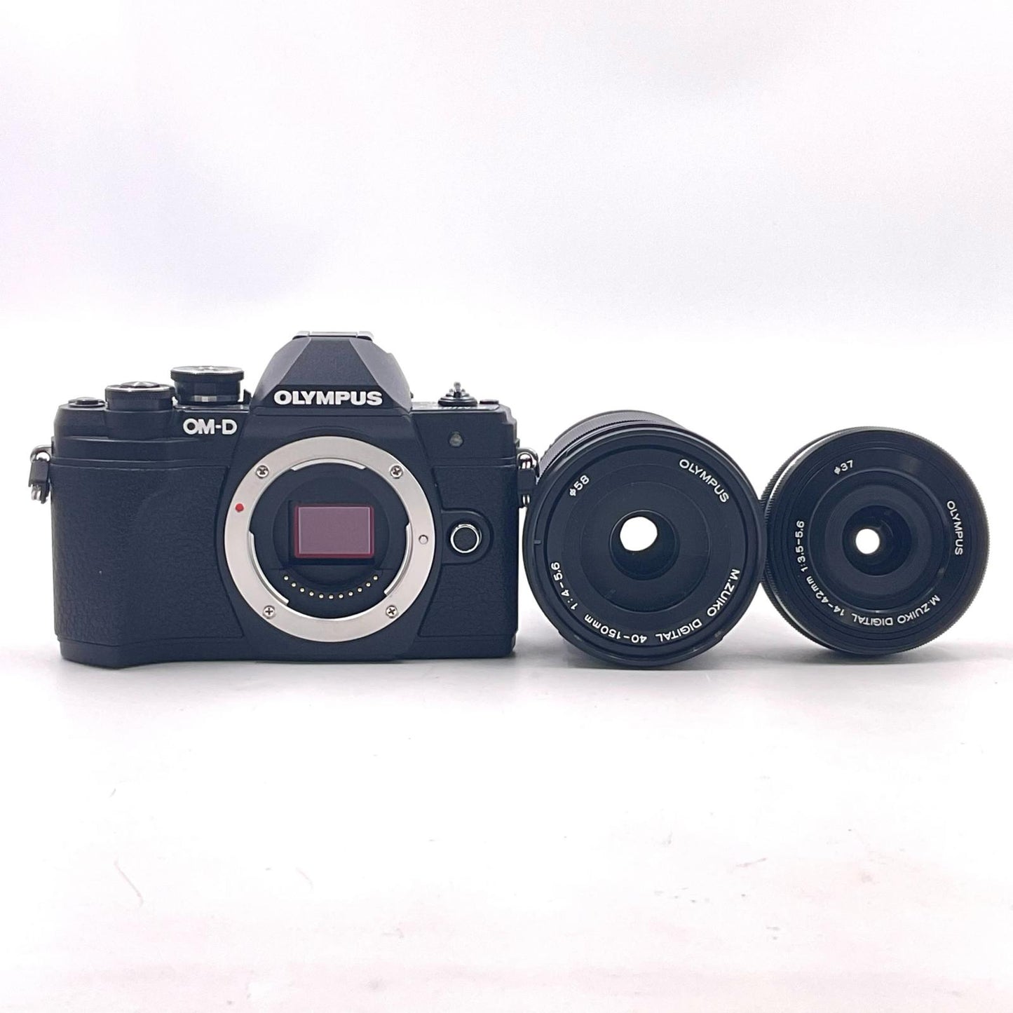 【全額返金保証】【最速発送】OLYMPUS デジタル一眼 E-M10 Mark III ダブルズームキット 美品 動作確認済