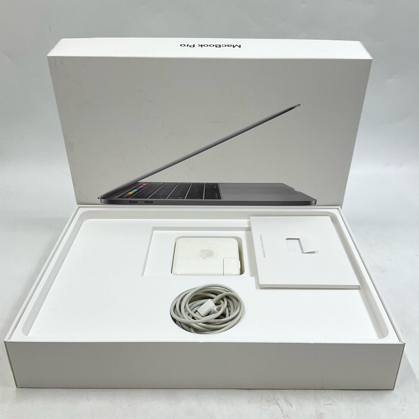 【全額返金保証】【最速発送】Apple MacBook Pro 13.3インチ 2018 クアッドコア intel core i5 8GB 256GB スペースグレイ 90% 動作確認済