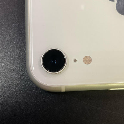 【全額返金保証】【最速発送】Apple iPhone iPhone XR 64GB ホワイト docomo 白ロム 美品 動作確認済 82%