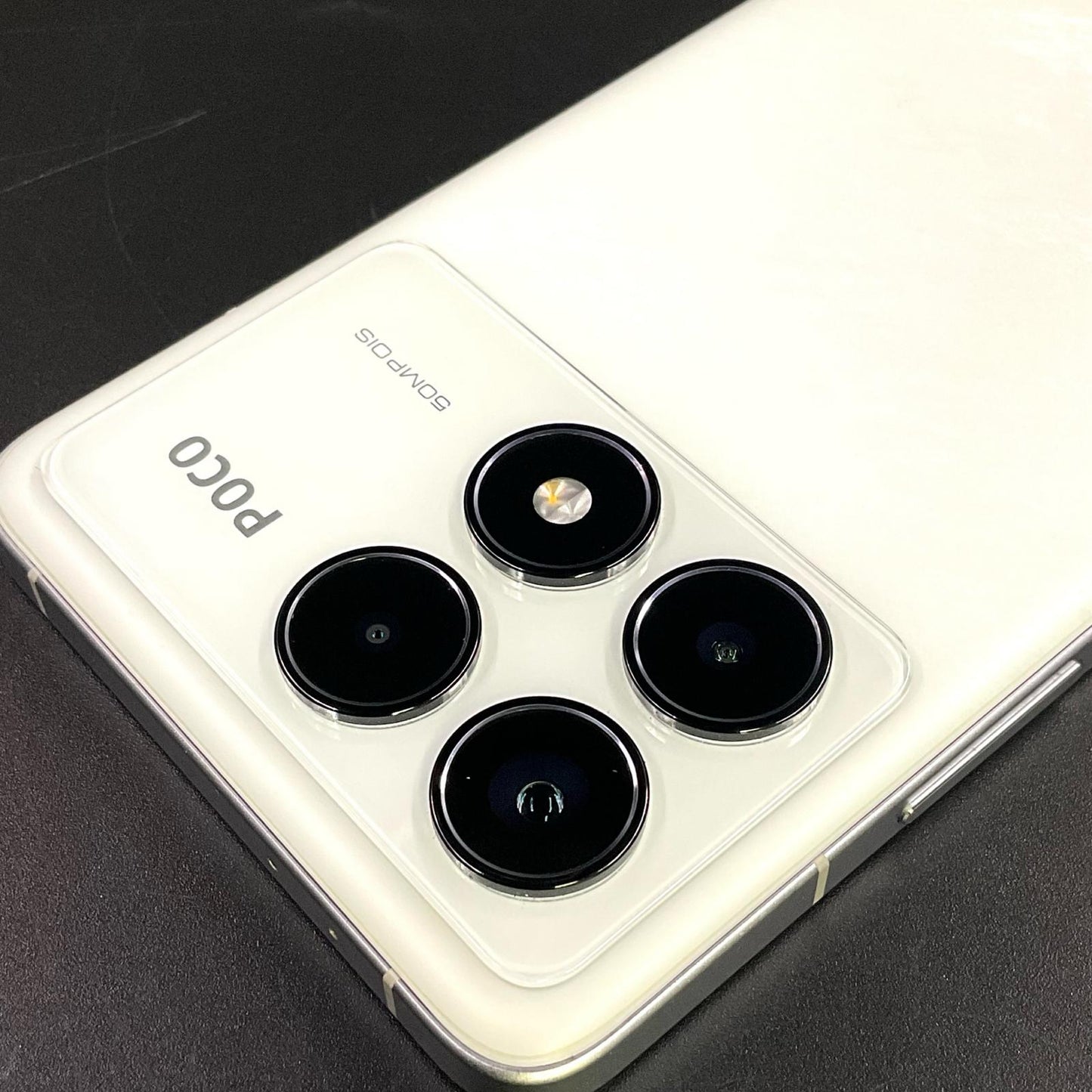【全額返金保証】【最速発送】Xiaomi POCO F6 Pro 256GB ホワイト SIMフリー 23113RKC6G 白ロム 美品 動作確認済