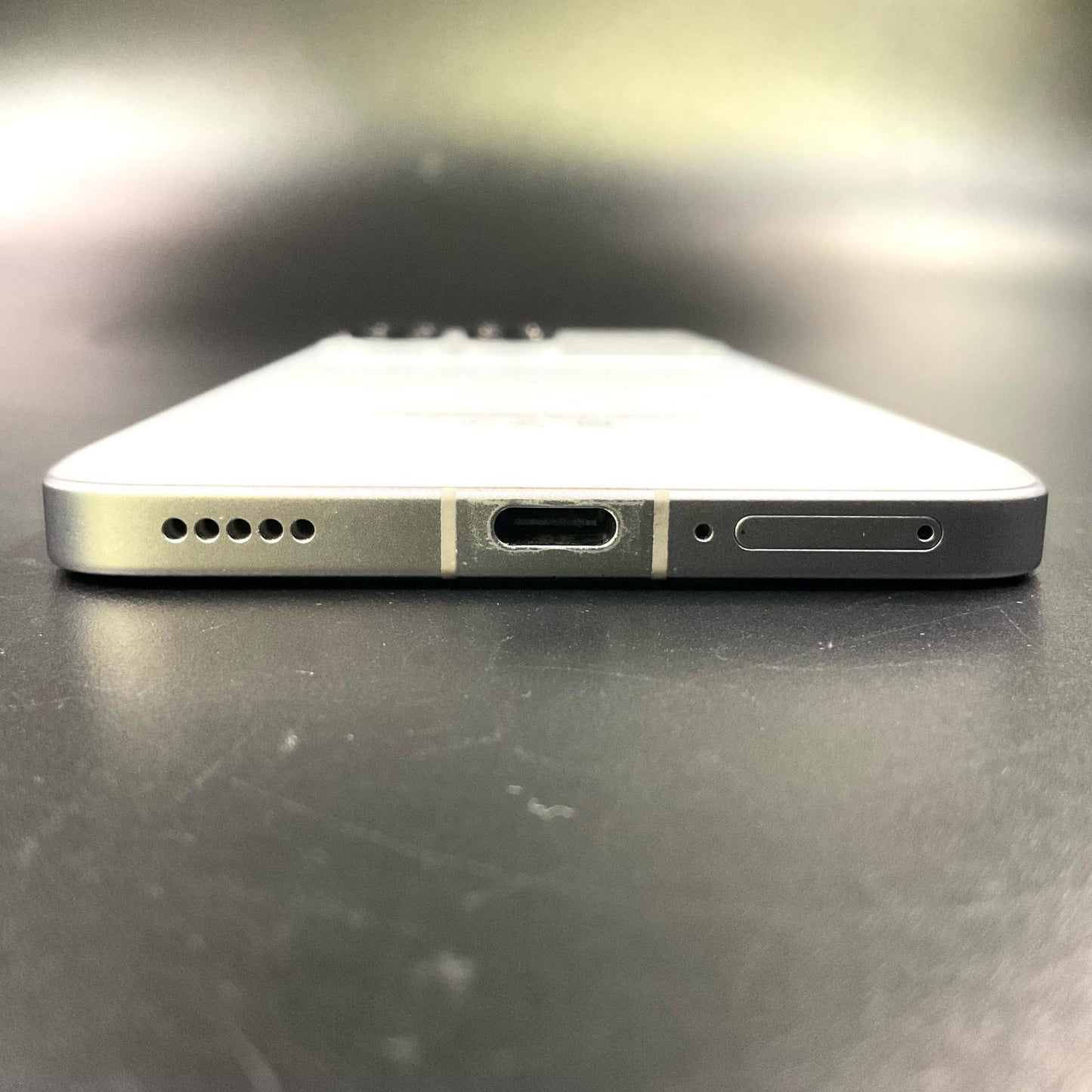 【全額返金保証】【最速発送】Xiaomi POCO F6 Pro 256GB ホワイト SIMフリー 23113RKC6G 白ロム 美品 動作確認済