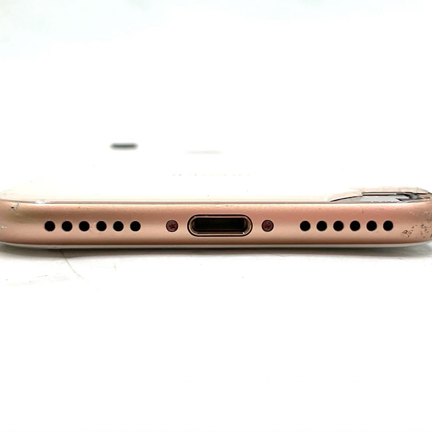 【最速発送】Apple iPhone iPhone 8 64GB ゴールド au 白ロム【難有】 84%