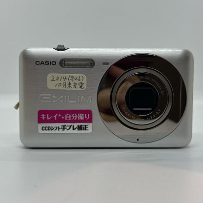 【全額返金保証】【最速発送】 コンパクトデジタルカメラ CASIO EXILIM EX-Z800 シルバー 動作確認済